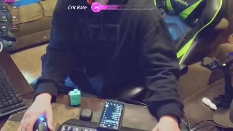 DotYourEyezez  online show from 12/24/24, 07:39