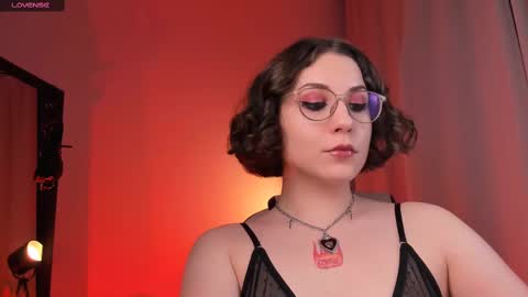 Snapshot of doublee_trouble chatting on 02/22/25, 03:56 Eva ana Liza online show from 02/22/25, 03:56