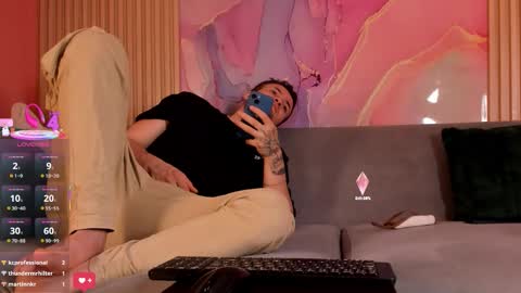 Snapshot of doublepleasure69_ chatting on 09/12/25, 04:45 doublepleasure69_ online show from 09/12/25, 04:45