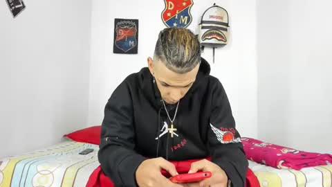 douglas_gallegos online show from 12/02/24, 01:14