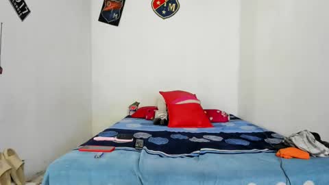 douglas_gallegos online show from 01/31/25, 01:54