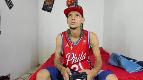 douglas_gallegos online show from 02/08/25, 11:02