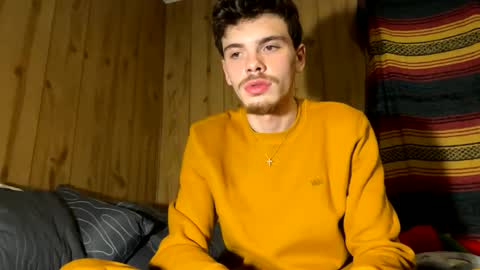 Snapshot of downlowcruising chatting on 01/02/25, 02:22 DownLowCruising online show from 01/02/25, 02:22