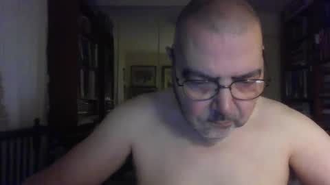Snapshot of doxoebloke68 chatting on 03/09/25, 07:01 doxoebloke68 online show from 03/09/25, 07:01