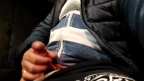 dr_house1 online show from 11/03/25, 07:48