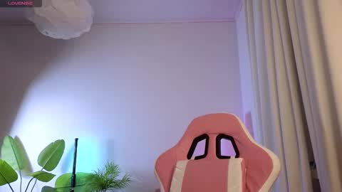 Lisbeth Salander online show from 11/15/25, 03:37