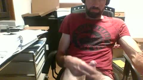 Snapshot of dragonflyy83 chatting on 10/25/25, 12:02 dragonflyy83 online show from 10/25/25, 12:02