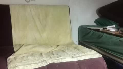 dragonred221 online show from 10/29/25, 03:09