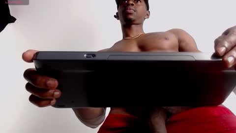 Drake 23 online show from 10/10/25, 06:34