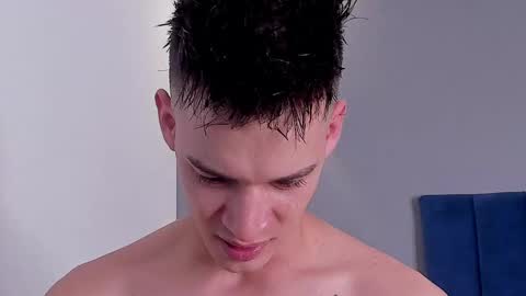 drake_carter1 online show from 10/04/25, 12:30