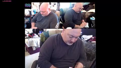 Snapshot of drake_r_darkrose chatting on 02/11/25, 05:50 Drake D Vamp aka Drake DarkRose online show from 02/11/25, 05:50
