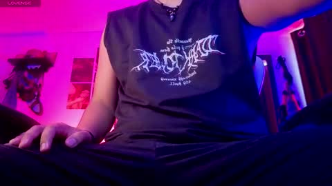 Snapshot of drako_kingx chatting on 10/21/25, 03:35 drako_kingx online show from 10/21/25, 03:35