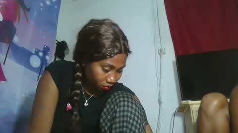 drasomaralda online show from 11/10/25, 11:53