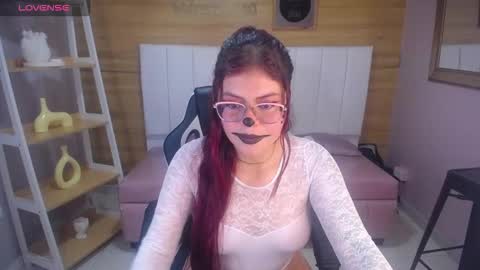 Snapshot of draviana_a chatting on 10/18/25, 03:20 Draviana online show from 10/18/25, 03:20