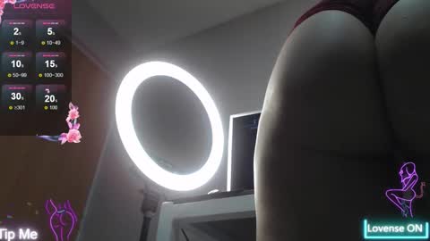 Snapshot of draviana_a chatting on 10/30/25, 03:52 Draviana online show from 10/30/25, 03:52