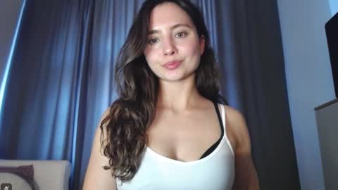 Snapshot of dream_nicole02 chatting on 09/10/25, 01:44 Nicole online show from 09/10/25, 01:44