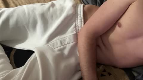 Snapshot of dreame877 chatting on 10/03/25, 01:52 dreame877 online show from 10/03/25, 01:52