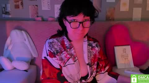 Snapshot of dreamgirllove chatting on 03/09/25, 12:53 Billy online show from 03/09/25, 12:53
