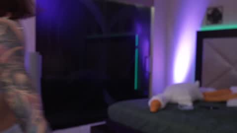 Snapshot of dreamgogo chatting on 02/02/25, 01:34 Sarah online show from 02/02/25, 01:34