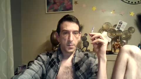 Snapshot of dreamguy38 chatting on 01/19/25, 04:54 dreamguy38 online show from 01/19/25, 04:54