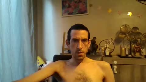 Snapshot of dreamguy38 chatting on 10/24/25, 08:00 dreamguy38 online show from 10/24/25, 08:00