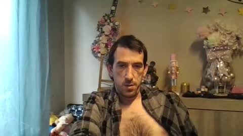 Snapshot of dreamguy38 chatting on 11/28/25, 09:34 dreamguy38 online show from 11/28/25, 09:34