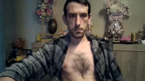 Snapshot of dreamguy38 chatting on 11/29/25, 07:33 dreamguy38 online show from 11/29/25, 07:33