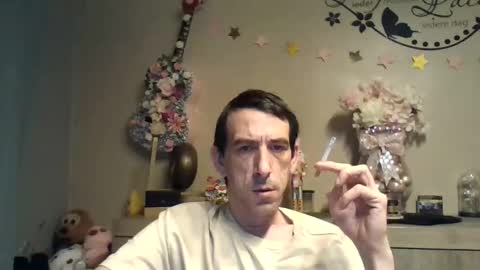 Snapshot of dreamguy38 chatting on 12/02/25, 04:18 dreamguy38 online show from 12/02/25, 04:18