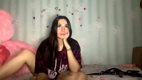 Snapshot of dreamkaren_ chatting on 01/13/25, 06:49 Karina online show from 01/13/25, 06:49