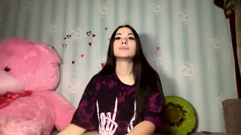 Snapshot of dreamkaren_ chatting on 02/05/25, 07:31 Karina online show from 02/05/25, 07:31