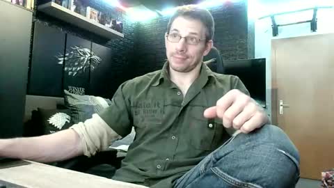 Snapshot of dreamwallker chatting on 09/11/25, 07:47 Ioannes Paulus the 2nd online show from 09/11/25, 07:47