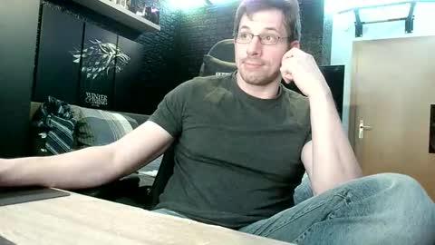 Ioannes Paulus the 2nd online show from 10/27/25, 04:55