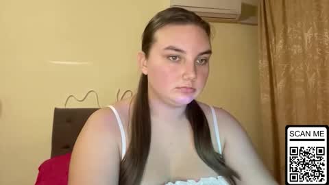 Mila online show from 10/05/25, 04:27