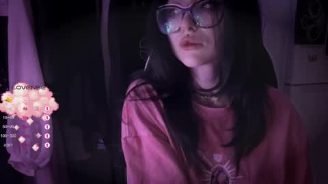 Snapshot of drillhouse_ chatting on 09/14/25, 02:54 Tara Sonny online show from 09/14/25, 02:54