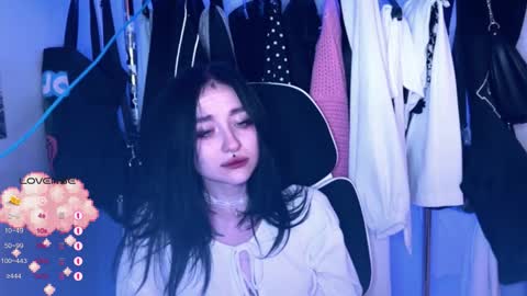 Snapshot of drillhouse_ chatting on 10/22/25, 02:06 Tara Sonny online show from 10/22/25, 02:06