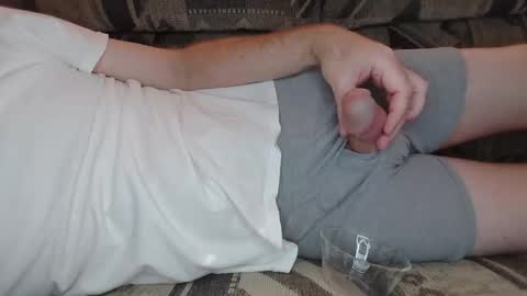 Snapshot of drippyjt chatting on 10/28/25, 07:49 drippyjt online show from 10/28/25, 07:49