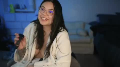 Snapshot of drizzypeach602 chatting on 12/23/24, 02:56 Drizzypeach602 online show from 12/23/24, 02:56