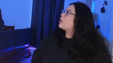 Snapshot of drizzypeach602 chatting on 10/12/25, 04:55 Drizzypeach602 online show from 10/12/25, 04:55