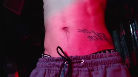 Snapshot of drumcore_01 chatting on 01/12/25, 08:36 Drum-Core online show from 01/12/25, 08:36