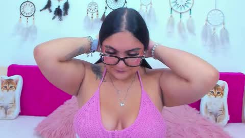 Snapshot of dulce__smith_ chatting on 09/26/25, 01:15 dulce__smith_ online show from 09/26/25, 01:15