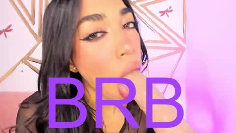 Snapshot of dulce_brown01 chatting on 11/06/25, 01:23 Dulce online show from 11/06/25, 01:23