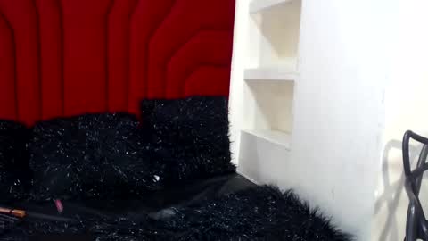 Dulce  online show from 11/08/25, 12:00