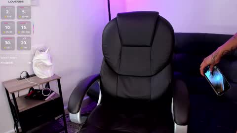 Kitty online show from 11/19/25, 03:28