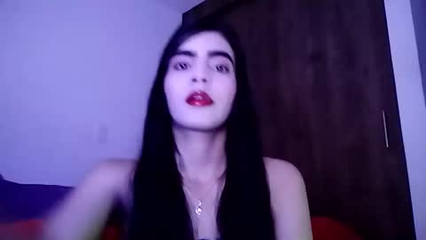 Snapshot of dulce_lucero chatting on 01/04/25, 06:40 dulce_lucero online show from 01/04/25, 06:40