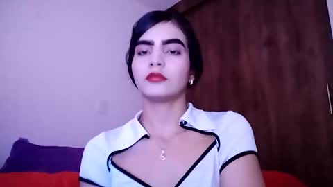 Snapshot of dulce_lucero chatting on 01/04/25, 09:41 dulce_lucero online show from 01/04/25, 09:41