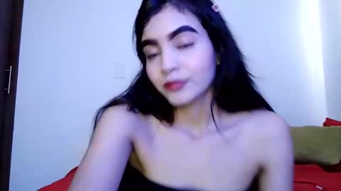 Snapshot of dulce_lucero chatting on 01/12/25, 05:22 dulce_lucero online show from 01/12/25, 05:22