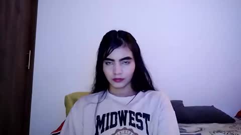 Snapshot of dulce_lucero chatting on 01/14/25, 06:07 dulce_lucero online show from 01/14/25, 06:07