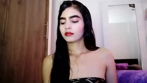 Snapshot of dulce_lucero chatting on 02/04/25, 04:39 dulce_lucero online show from 02/04/25, 04:39