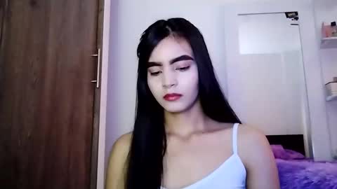 Snapshot of dulce_lucero chatting on 02/07/25, 04:14 dulce_lucero online show from 02/07/25, 04:14