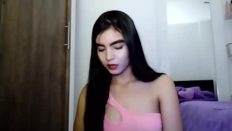 Snapshot of dulce_lucero chatting on 03/08/25, 02:40 dulce_lucero online show from 03/08/25, 02:40